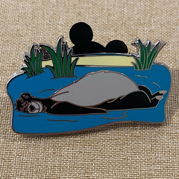 Disney Baloo – Sweet Dreams Sleeping - Mystery Pin – Jungle Book - Picture 1 of 4